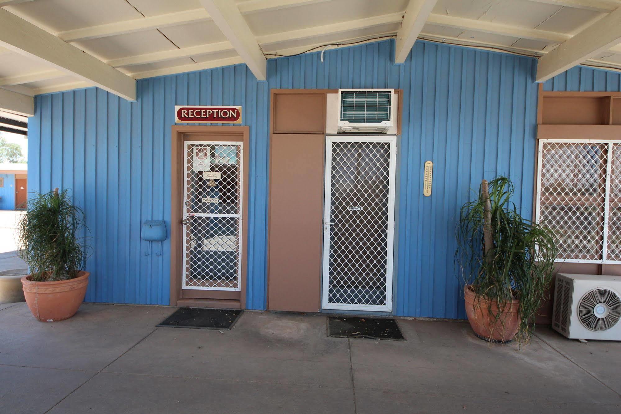 Coolabah Motel Walgett Экстерьер фото